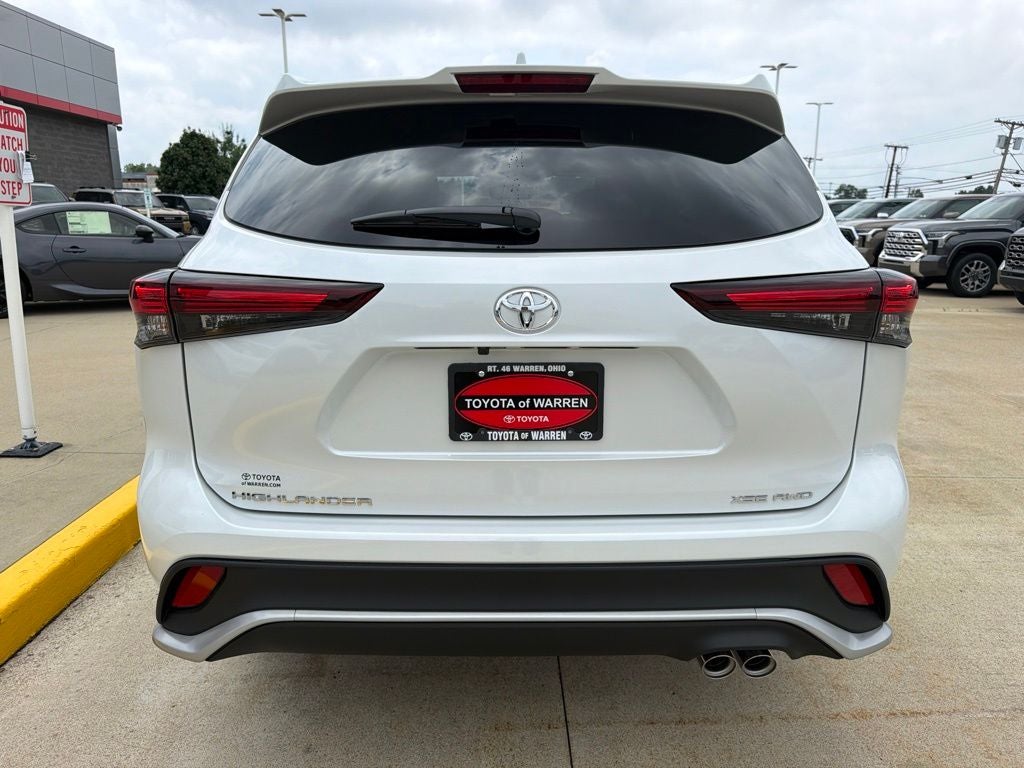 2026 Toyota Highlander XSE