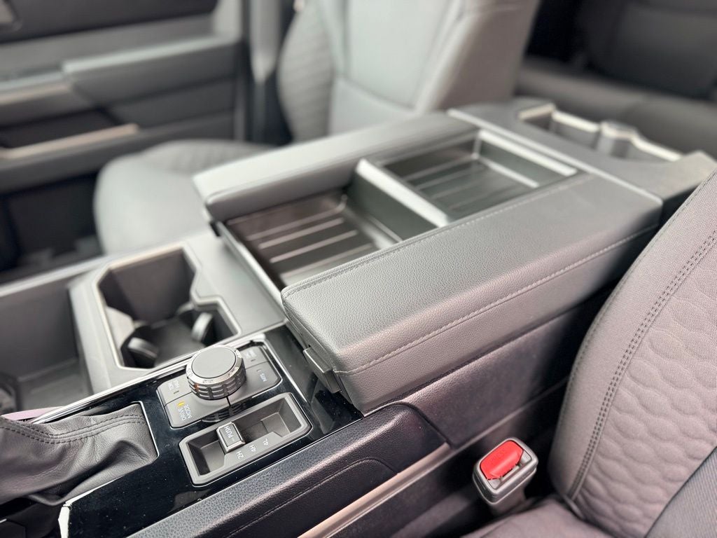 2026 Toyota Tundra SR5 - Photo 21