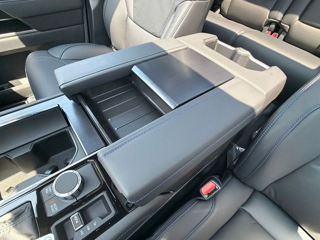 2026 Toyota Tundra i-FORCE MAX Tundra Platinum