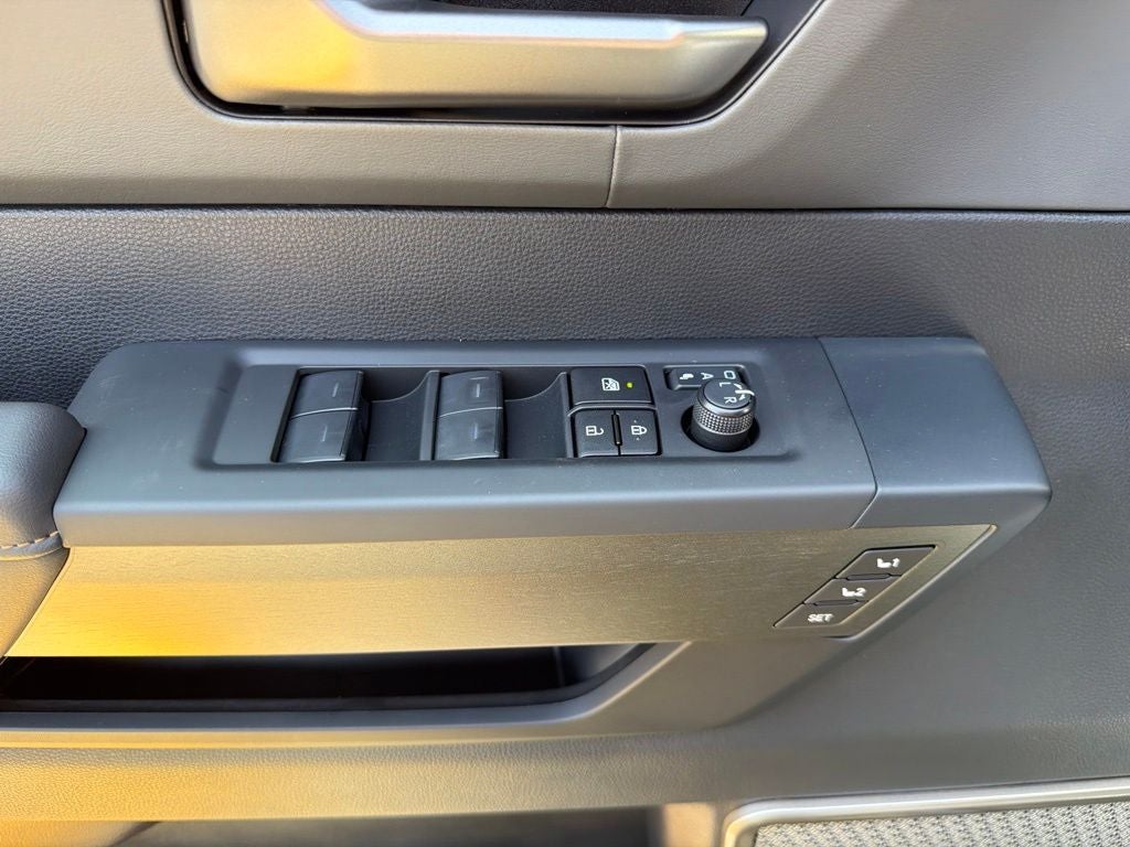 2026 Toyota Tundra i-FORCE MAX Tundra Capstone