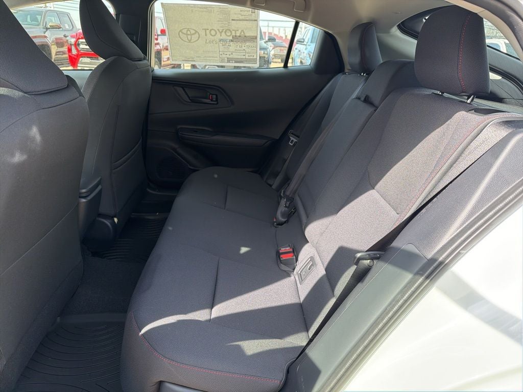 2026 Toyota Prius Plug-in Hybrid SE