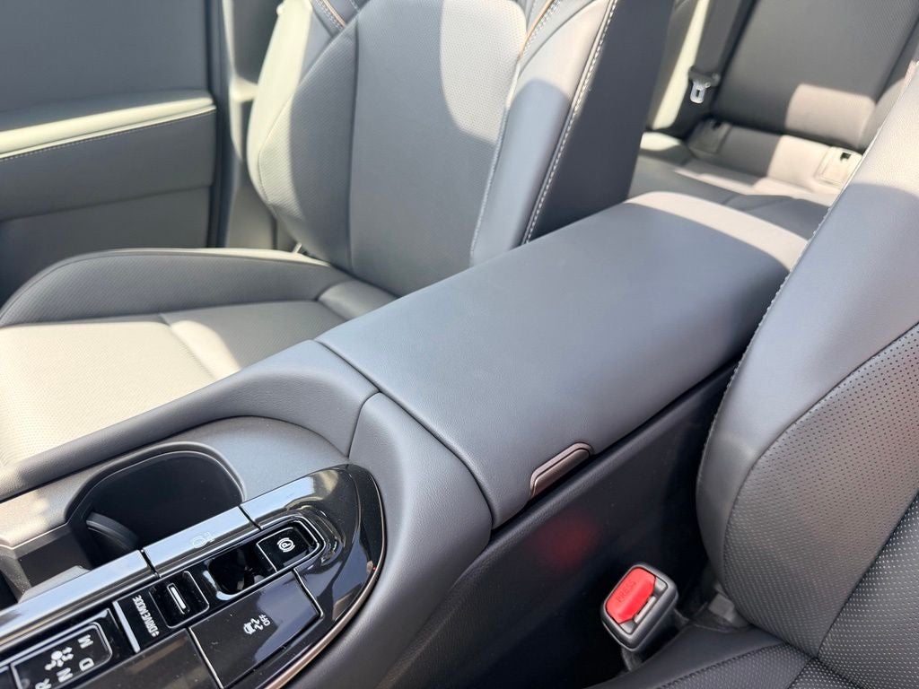 2026 Toyota Toyota Crown Platinum