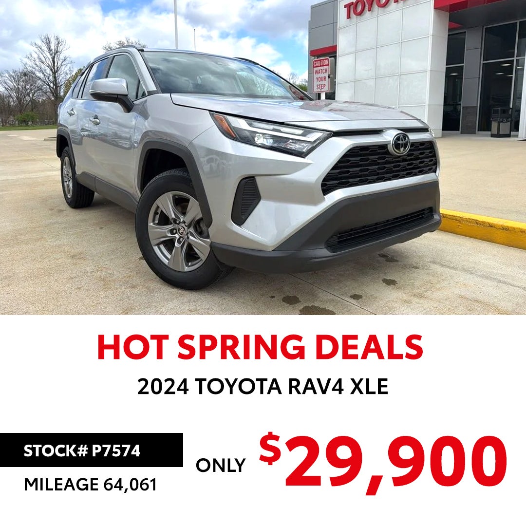 Toyota of Warren